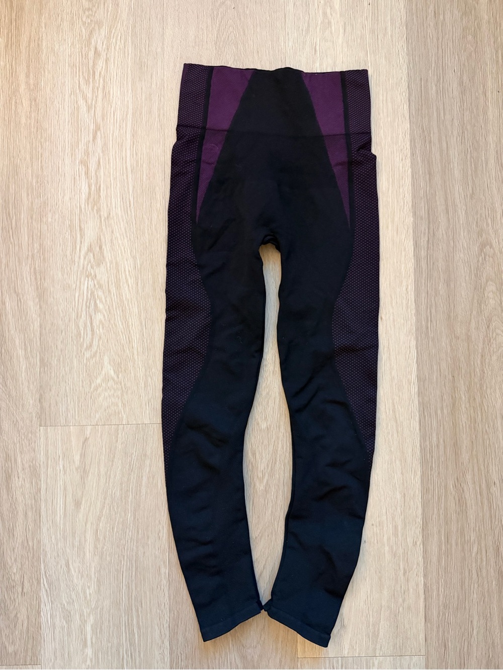 SPANX Look At Me Now High Waisted Seamless Leggings Black Plum Medium
